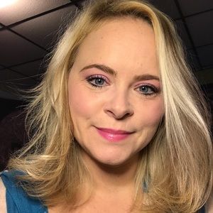 Meet your Posher, Rachelle